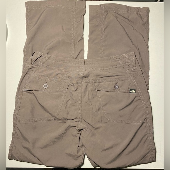 The North Face Women’s Cargo Pants - Picture 4 of 11